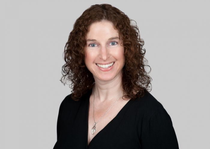 Laura Elfield